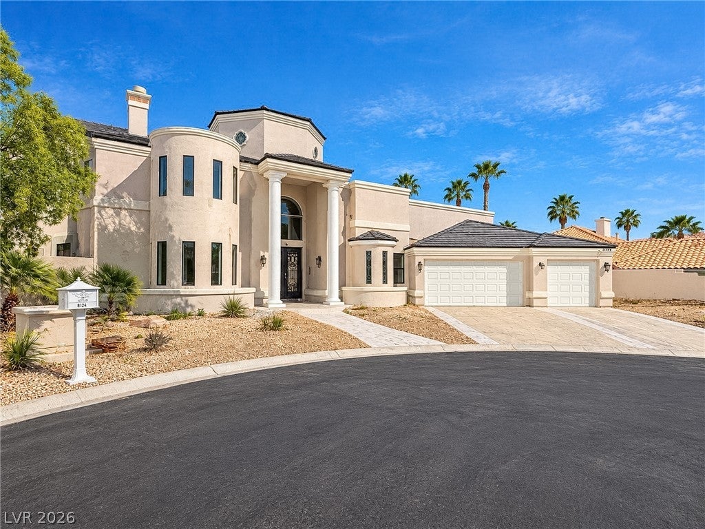 8124 Tiara Cove Circle