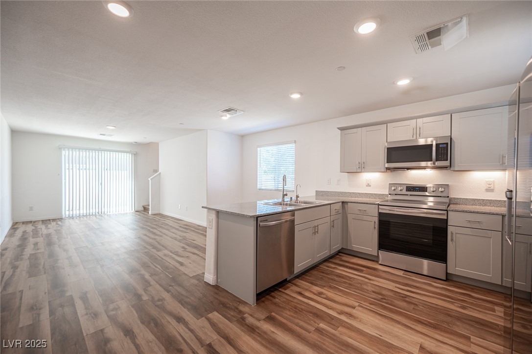 Properties 4 12103 Mojave Gold Road 4