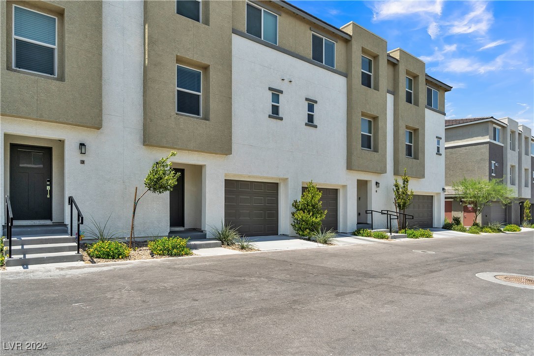 View Las Vegas, NV 89183 townhome