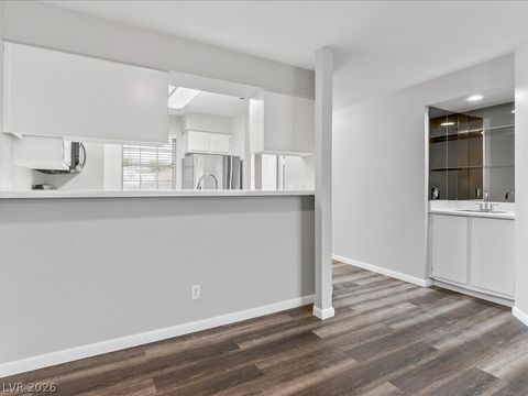 Tiny photo for 2008 Mesquite Lane #202, Laughlin, NV 89029 (MLS # 2799890)