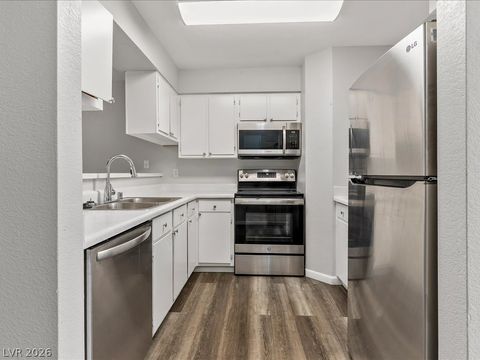 Tiny photo for 2008 Mesquite Lane #202, Laughlin, NV 89029 (MLS # 2799890)