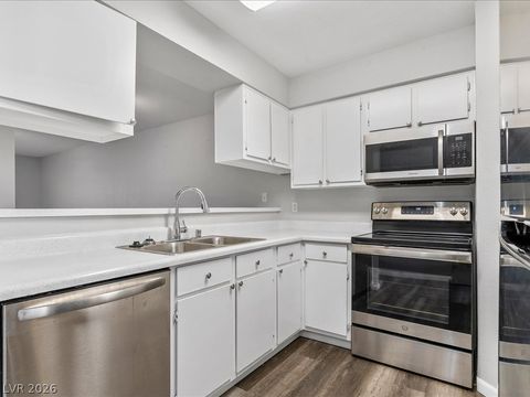 Tiny photo for 2008 Mesquite Lane #202, Laughlin, NV 89029 (MLS # 2799890)