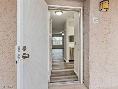 Tiny photo for 2008 Mesquite Lane #202, Laughlin, NV 89029 (MLS # 2799890)