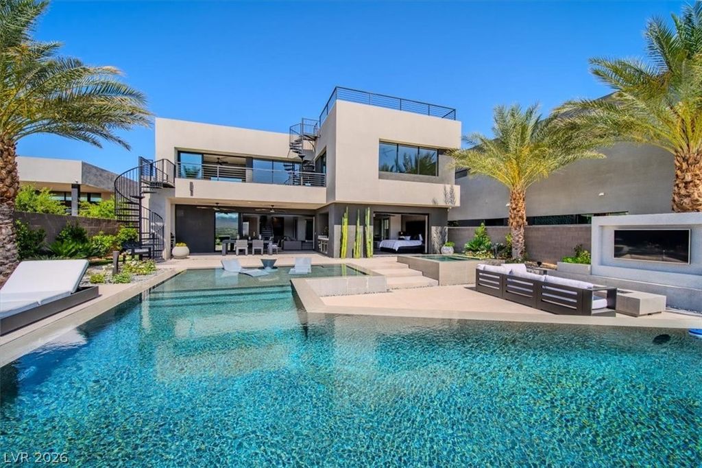 Photo of 12 Falling Canyon Court, Henderson, NV 89011 (MLS # 2776904)
