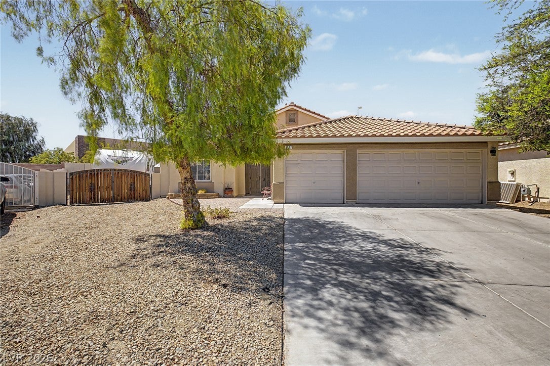 5137 Pebble Rim Street