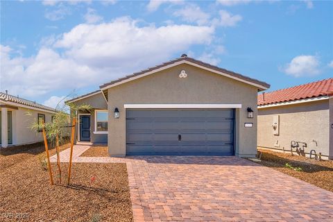 6718 Violet Cascade Avenue Las Vegas NV 89156