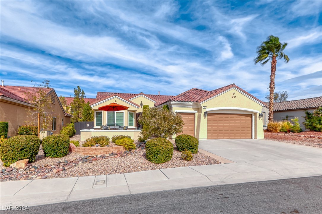 3032 Stratmoor Hills Avenue, Henderson, Nevada image 1