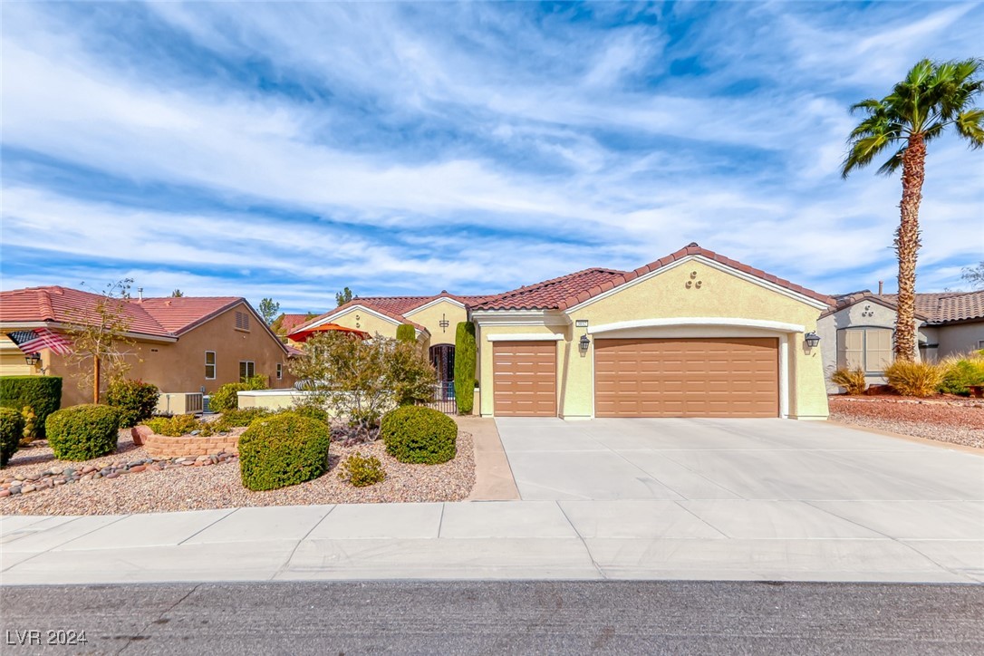 3032 Stratmoor Hills Avenue, Henderson, Nevada image 2