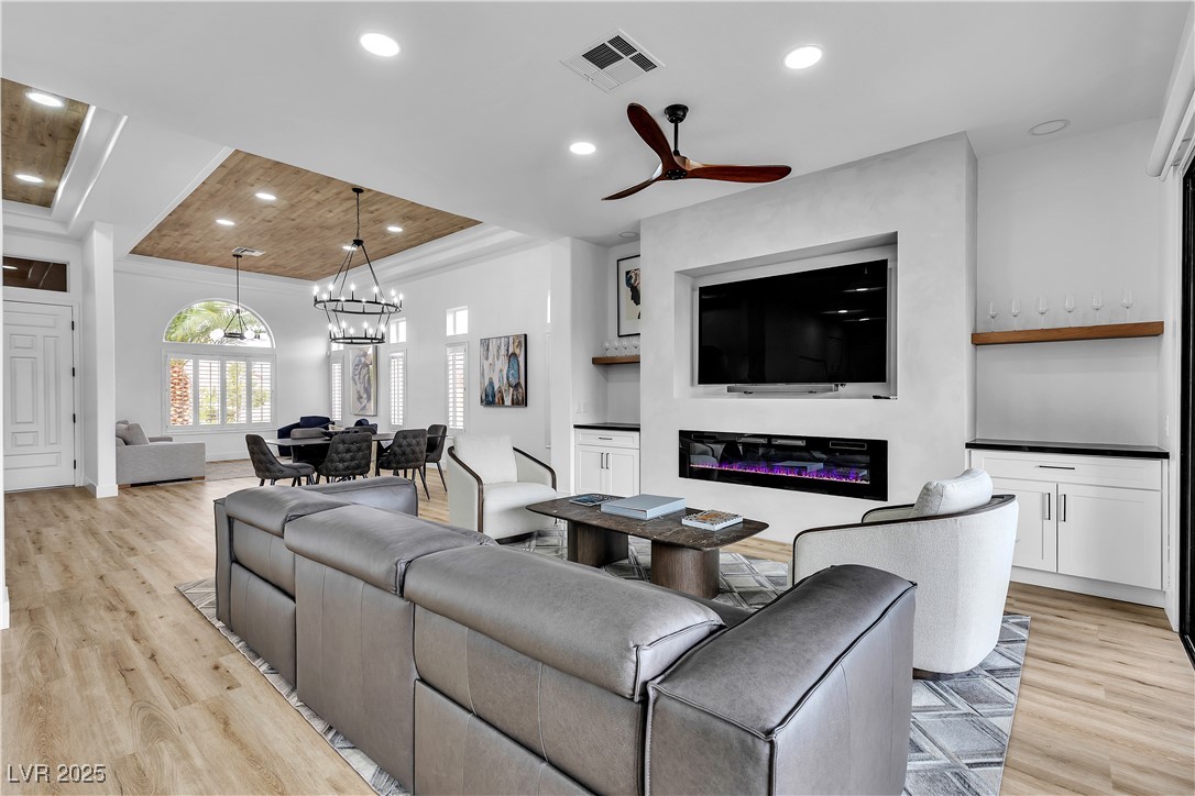 9513 Villa Ridge Drive