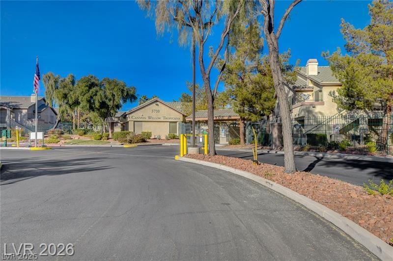 5710 E Tropicana Boulevard 1137