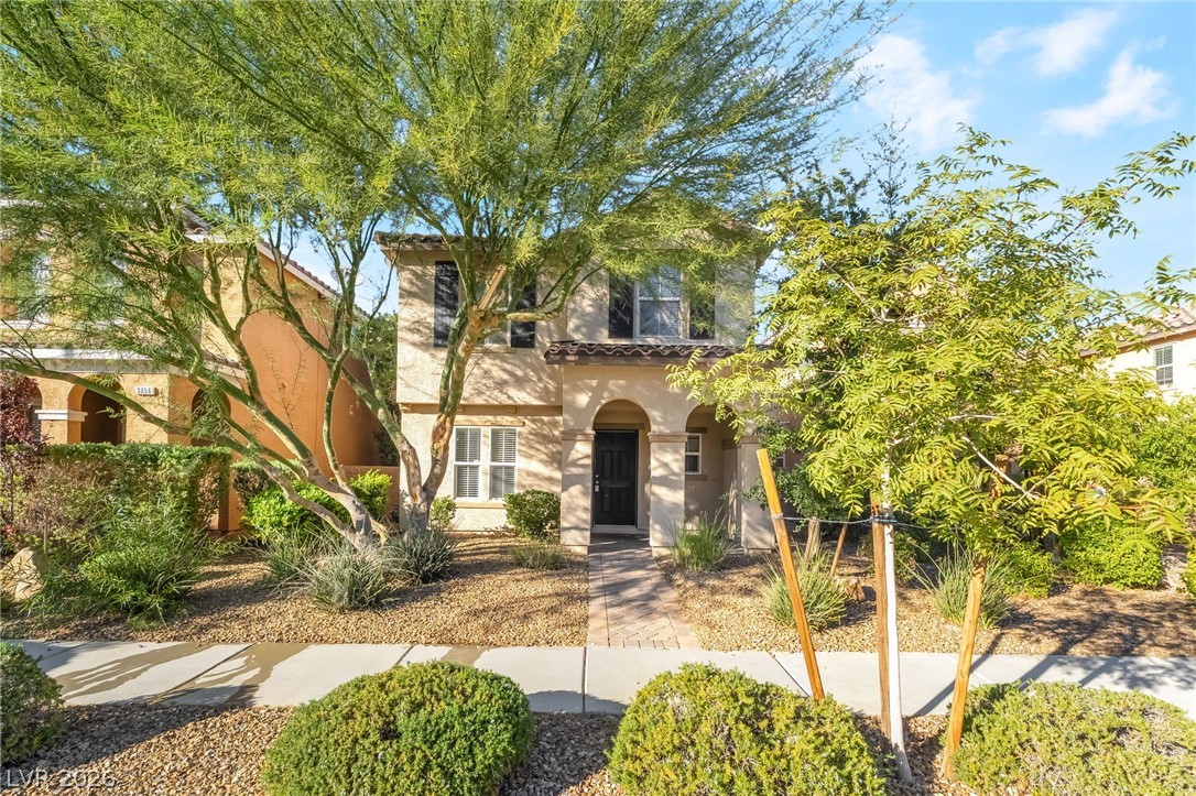 3052 Camino Rico Avenue