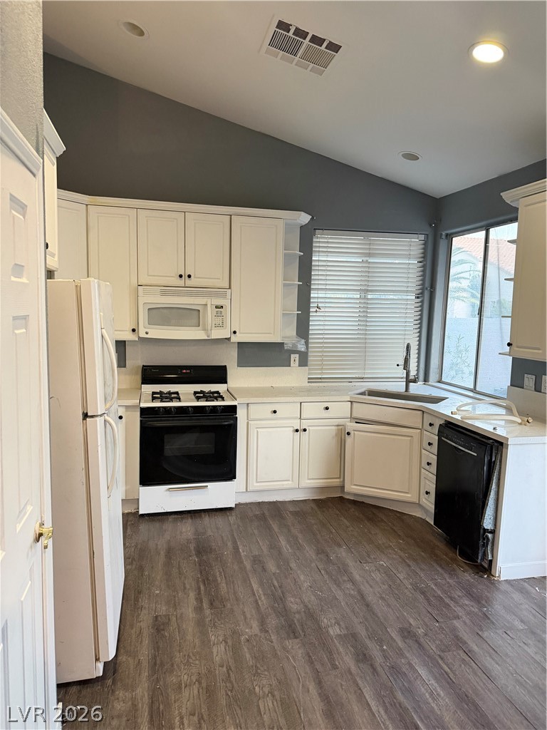 2533 Vera Cruz Circle