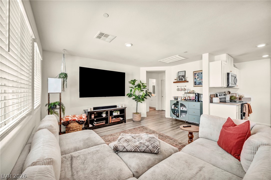 7850 Jupiter Sky Street 1
