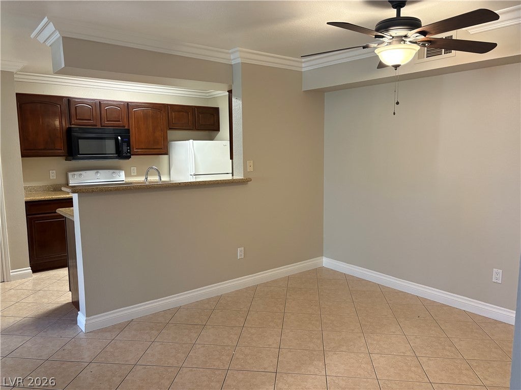 1150 N Buffalo Drive 2082