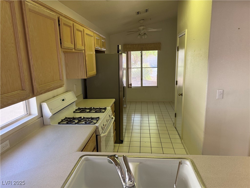 2142 High Mesa Drive