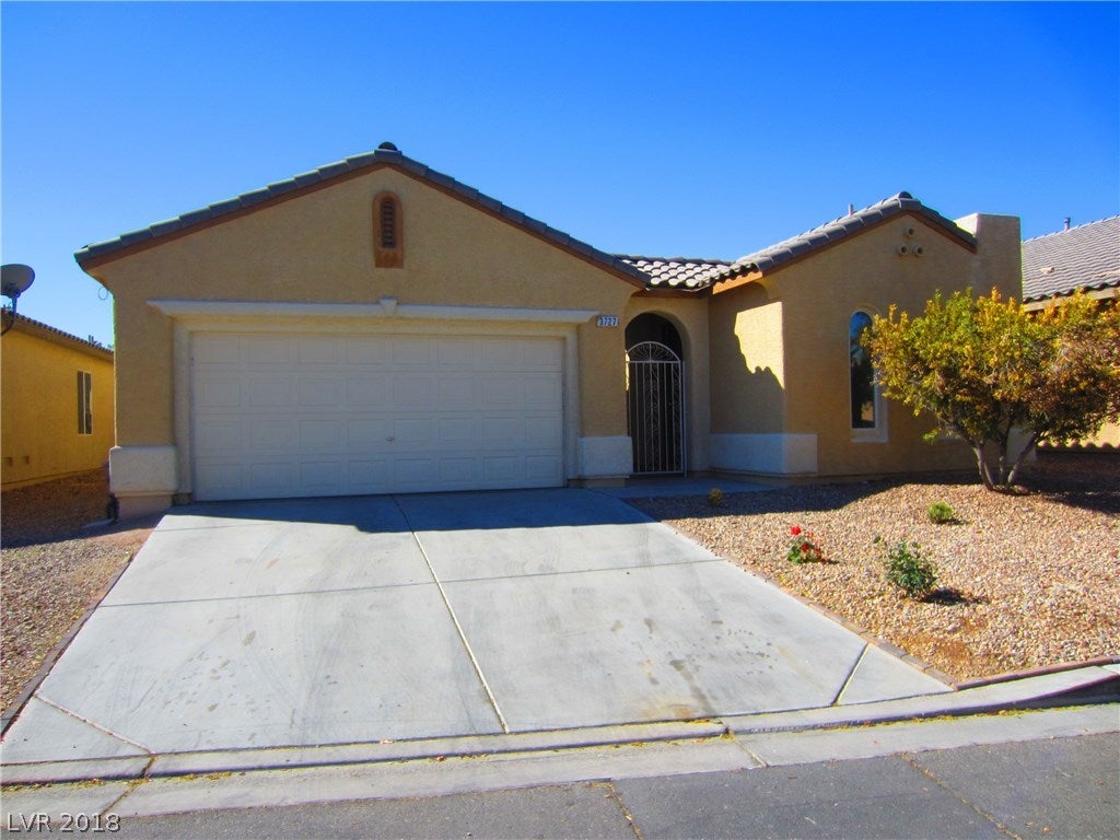 Photo 1 of 16 — 3727 TUNDRA SWAN Street, Las Vegas, NV 89122