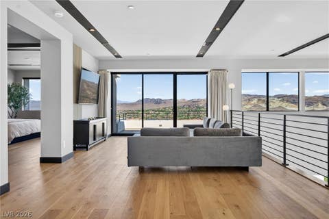 Tiny photo for 38 Sand Star Lane, Henderson, NV 89011 (MLS # 2800578)
