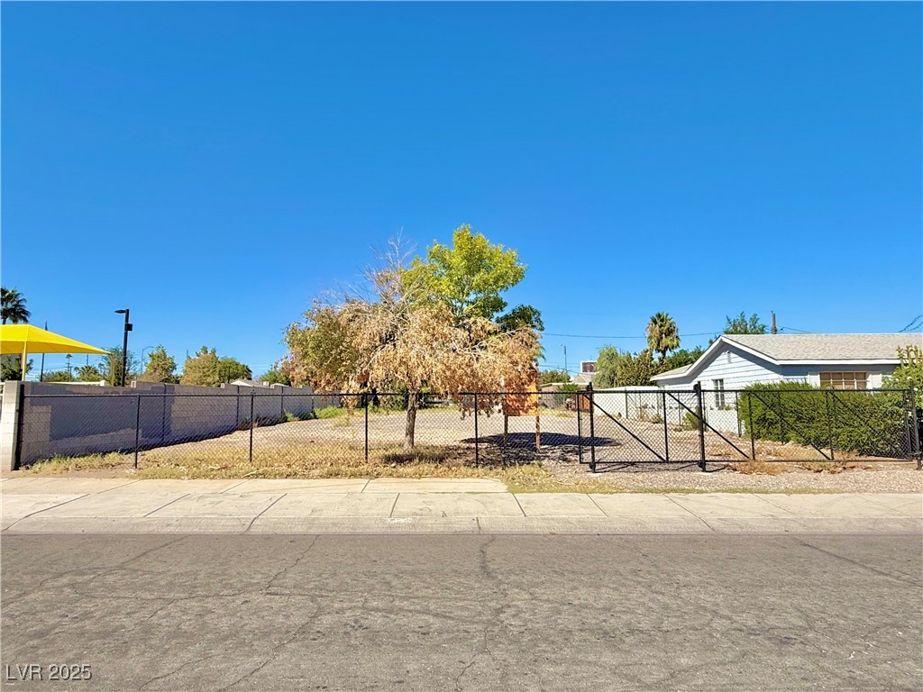 414 S 16th Street