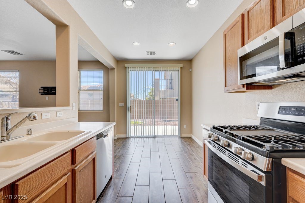 10610 Blue Larkspur Court