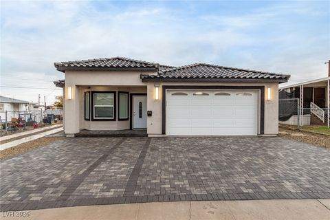 6132 Glacier Avenue Las Vegas NV 89156