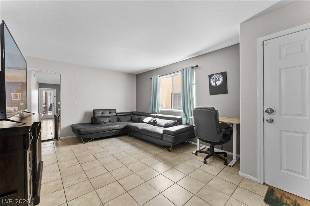 7556 Violet Vista Avenue 101
