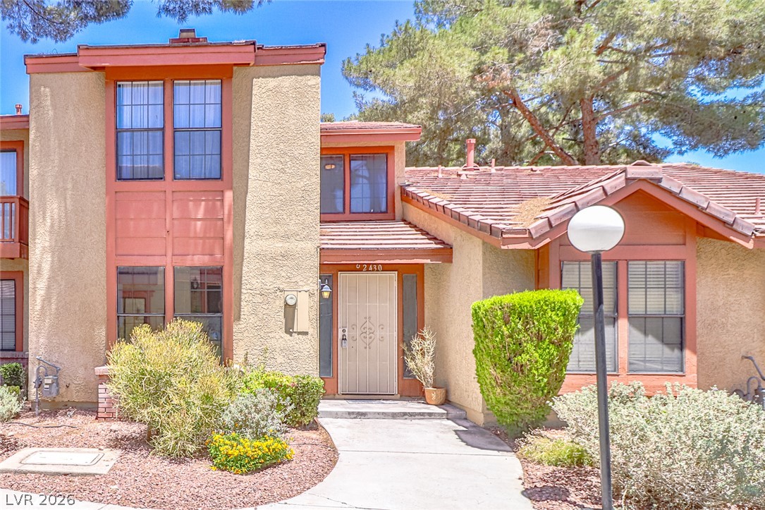 2430 Pickwick Drive