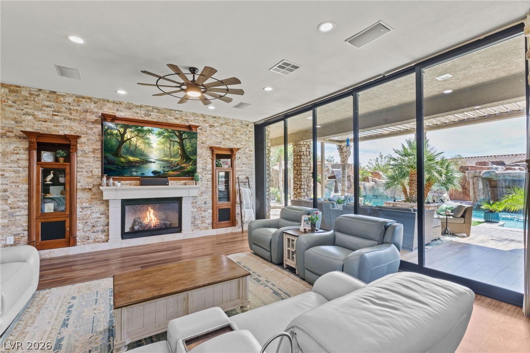 6151 Deep Autumn Avenue