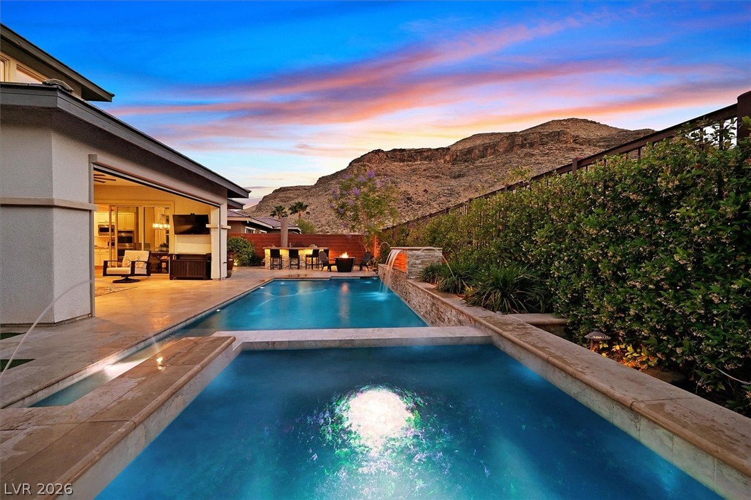 5881 Heaven View Drive