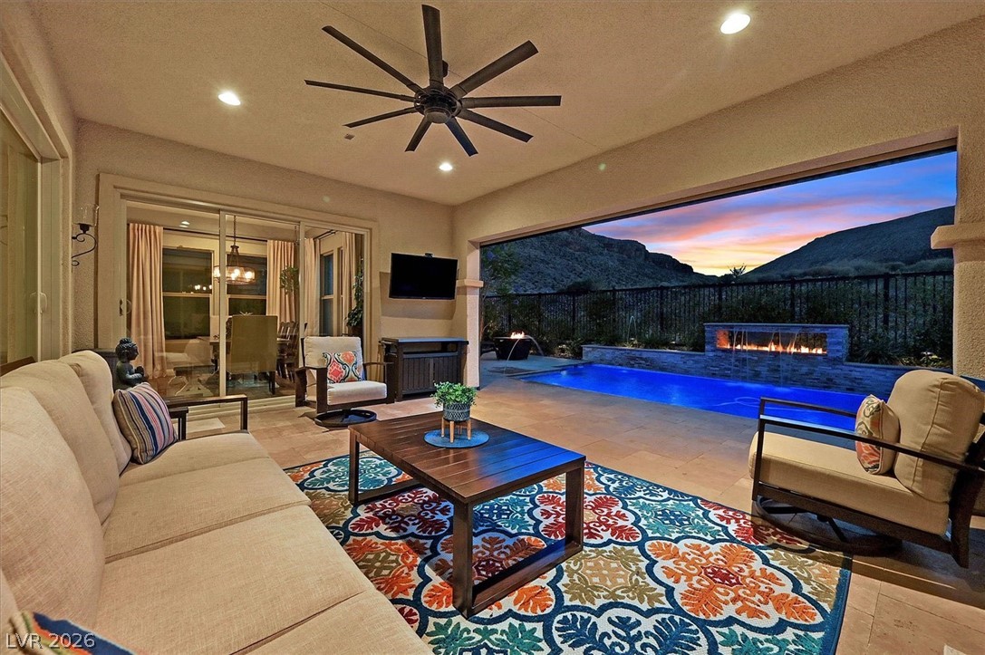 5881 Heaven View Drive