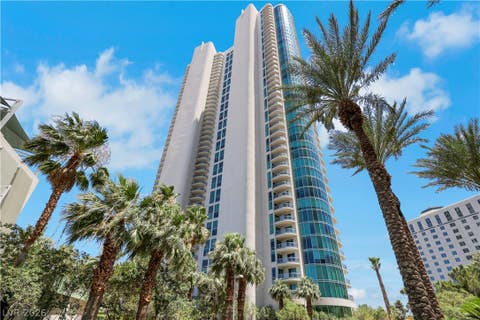 Photo of 322 Karen Avenue #1604, Las Vegas, NV 89109 (MLS # 2805541)
