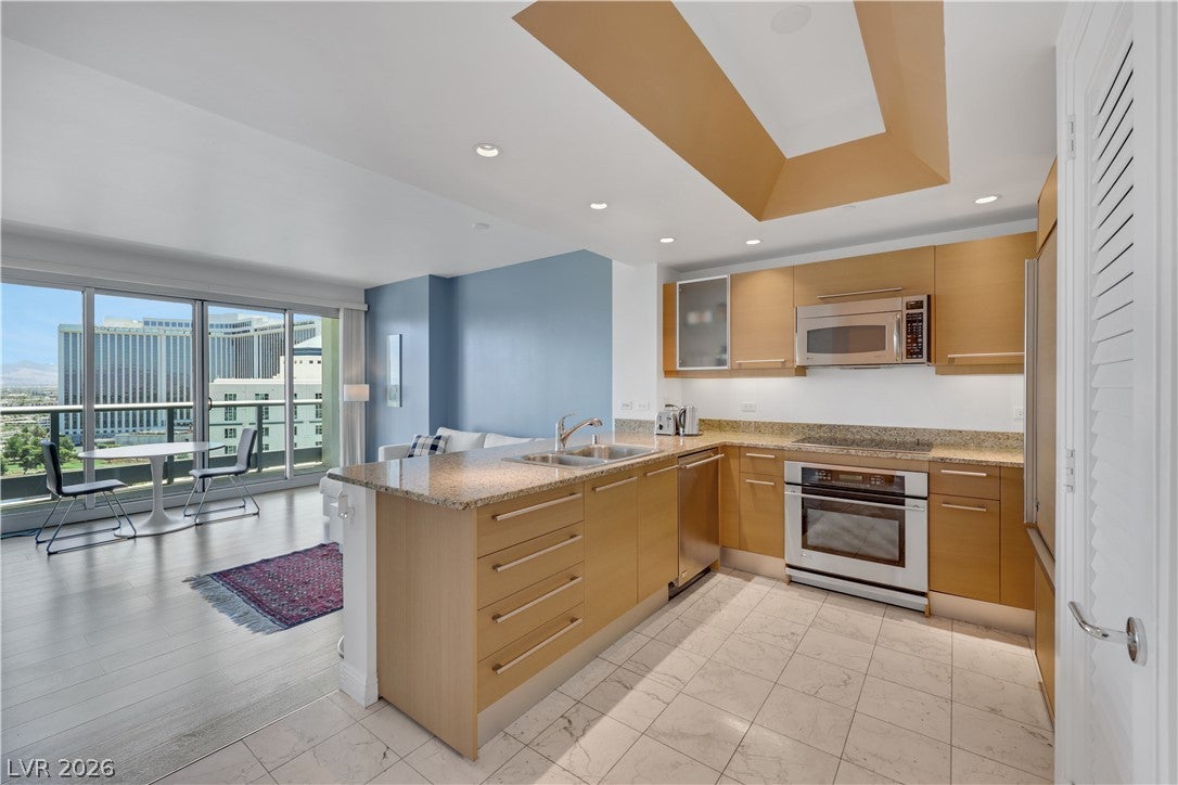 322 Karen Avenue 1604
