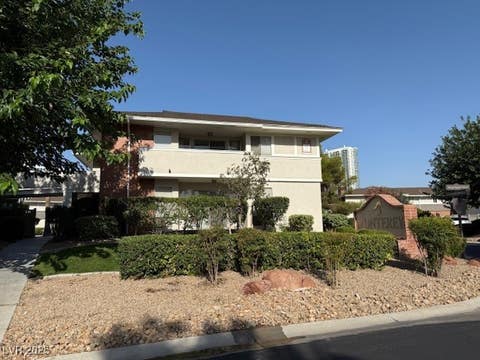 Photo of 793 Oakmont Avenue #202, Las Vegas, NV 89109 (MLS # 2698454)