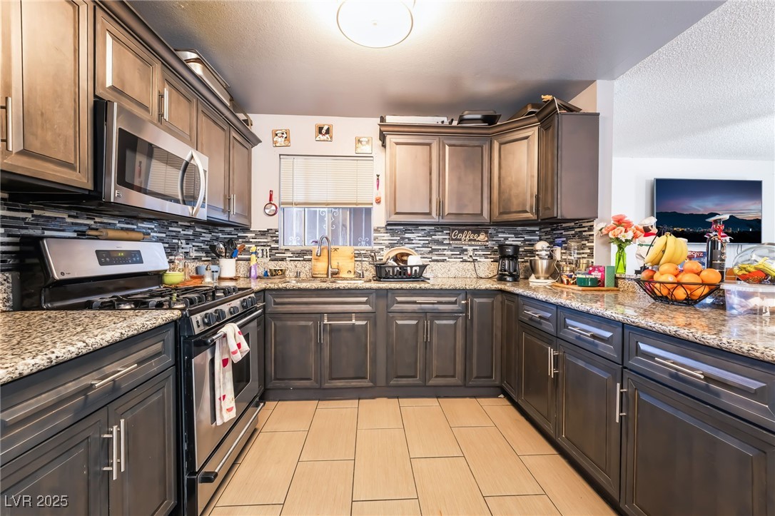 1313 E Cartier Avenue, North Las Vegas, Nevada image 15
