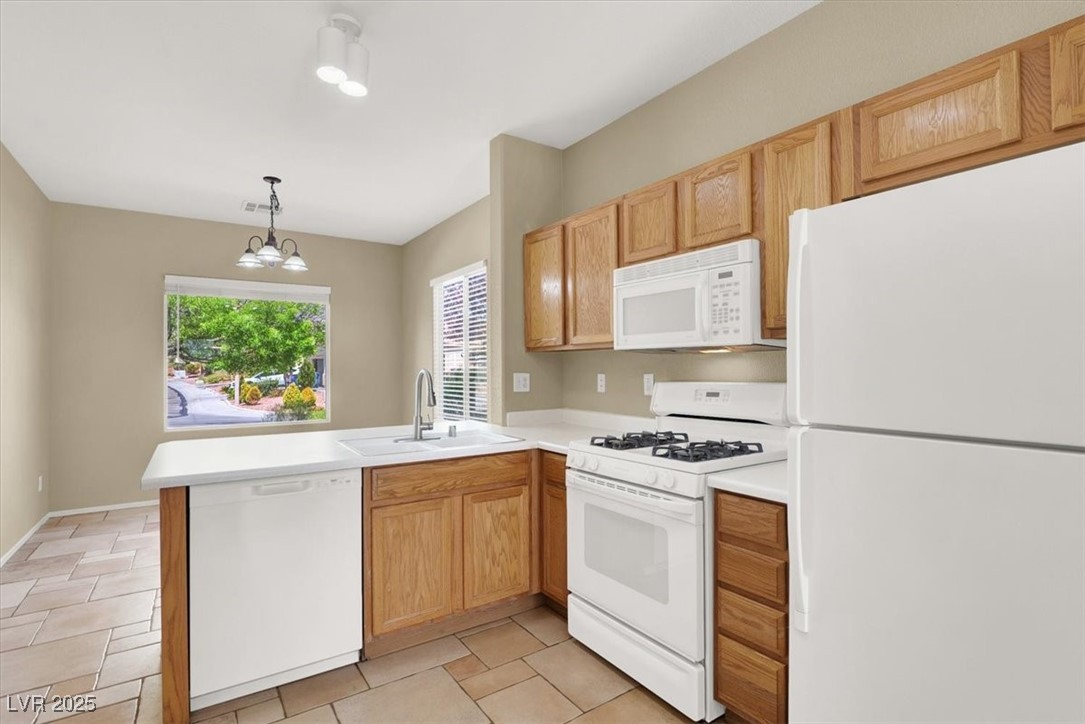 Las Vegas, Nevada 89135, United States, 3 Bedrooms Bedrooms, ,2 BathroomsBathrooms,Residential,Pending,103242