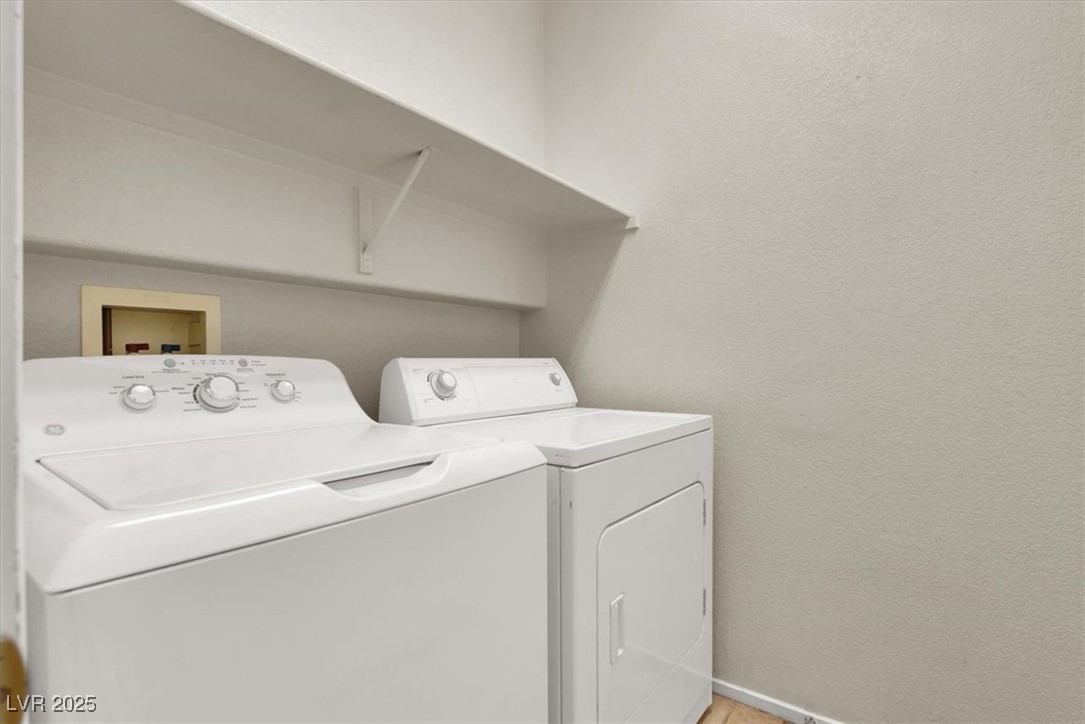 Las Vegas, Nevada 89135, United States, 3 Bedrooms Bedrooms, ,2 BathroomsBathrooms,Residential,Pending,103242