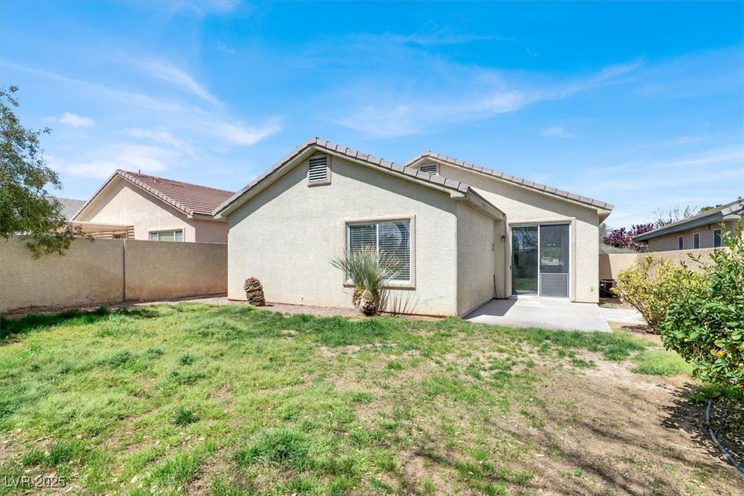 Las Vegas, Nevada 89135, United States, 3 Bedrooms Bedrooms, ,2 BathroomsBathrooms,Residential,Pending,103242