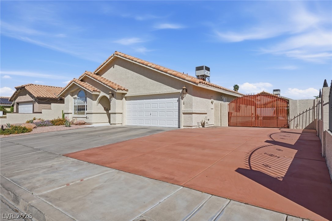 4064 E Philadelphia Avenue