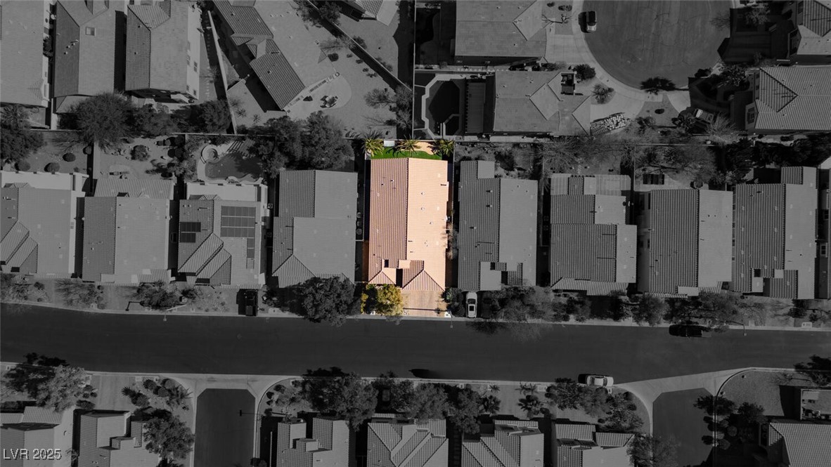 Las Vegas, Nevada 89138, United States, 3 Bedrooms Bedrooms, ,2 BathroomsBathrooms,Residential,Pending,80299