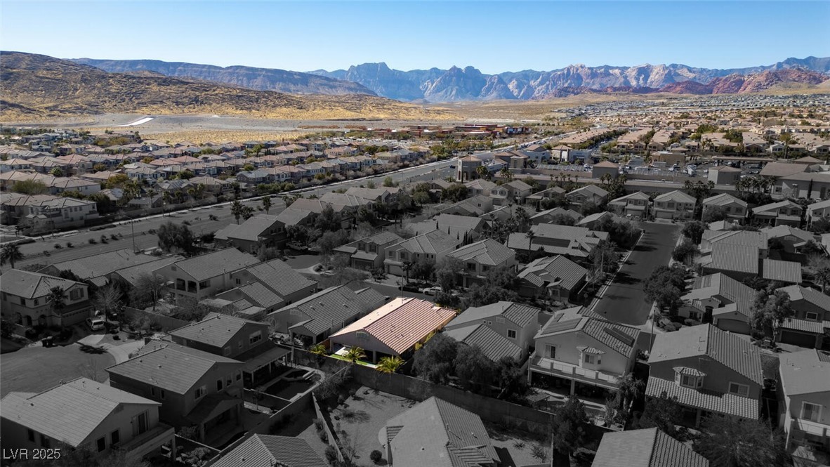 Las Vegas, Nevada 89138, United States, 3 Bedrooms Bedrooms, ,2 BathroomsBathrooms,Residential,Pending,80299