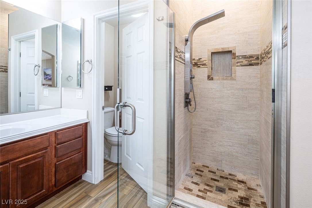 Las Vegas, Nevada 89138, United States, 3 Bedrooms Bedrooms, ,2 BathroomsBathrooms,Residential,Pending,80299