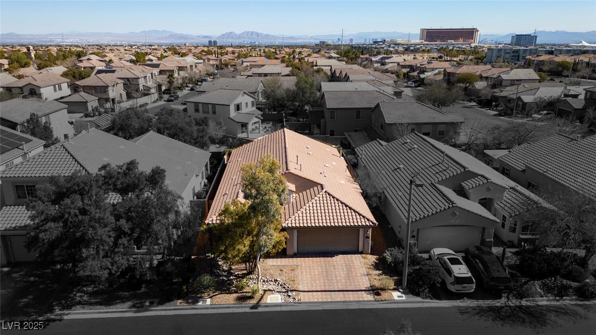 Las Vegas, Nevada 89138, United States, 3 Bedrooms Bedrooms, ,2 BathroomsBathrooms,Residential,Pending,80299