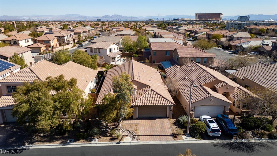 Las Vegas, Nevada 89138, United States, 3 Bedrooms Bedrooms, ,2 BathroomsBathrooms,Residential,Pending,80299