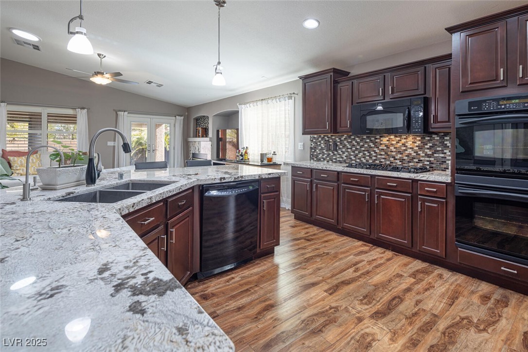 Las Vegas, Nevada 89138, United States, 3 Bedrooms Bedrooms, ,2 BathroomsBathrooms,Residential,Pending,80299