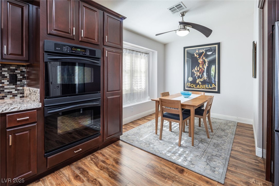 Las Vegas, Nevada 89138, United States, 3 Bedrooms Bedrooms, ,2 BathroomsBathrooms,Residential,Pending,80299