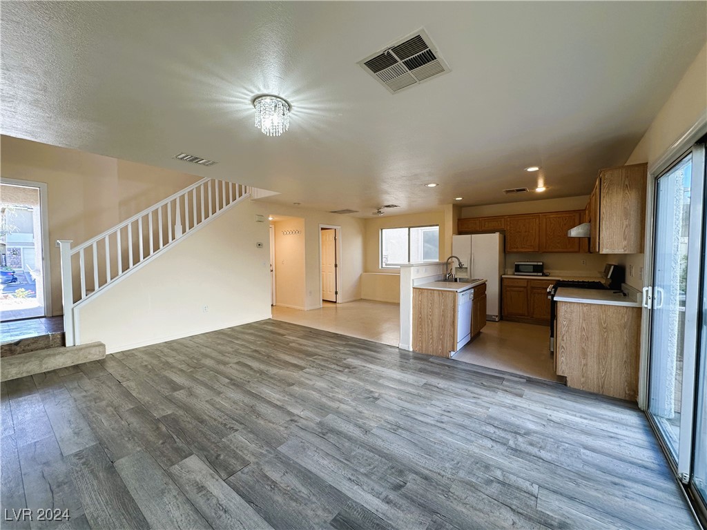 6540 Mandarin Zest Court, Las Vegas, Nevada image 5