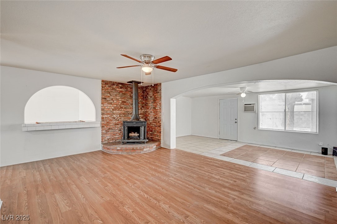 Las Vegas, Nevada 89108, United States, 4 Bedrooms Bedrooms, ,2 BathroomsBathrooms,Residential,Active,93368