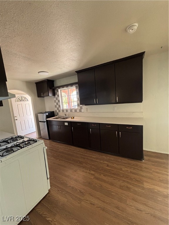 Las Vegas, Nevada 89108, United States, 4 Bedrooms Bedrooms, ,2 BathroomsBathrooms,Residential,Active,93368