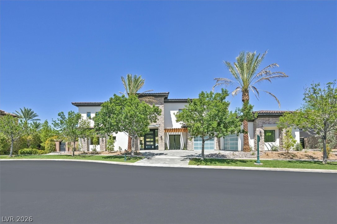 34 Vintage Canyon Street