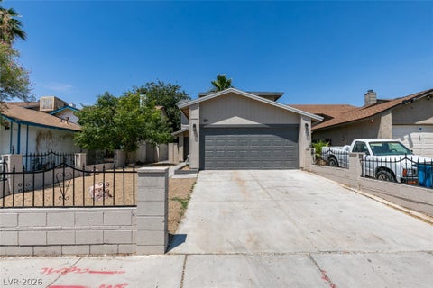 Homes For Sale - 59 Sirnoble Street<br/> Las Vegas, NV 89110