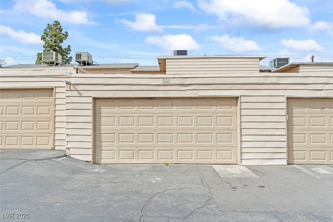 4920 Larkspur Street, Las Vegas, Nevada image 25